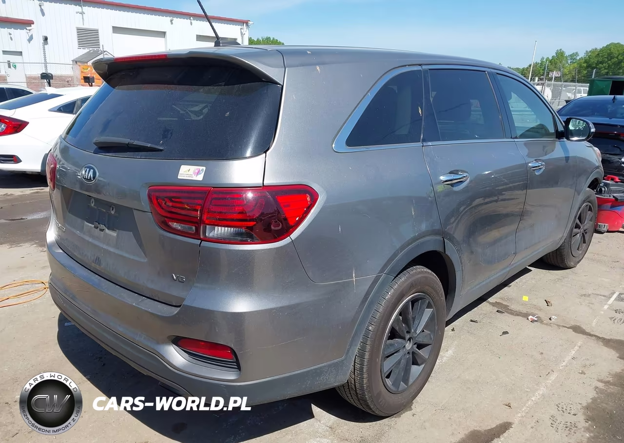 2019 Kia Sorento 3.3L Lx VIN:5XYPG4A55KG490248 - 4
