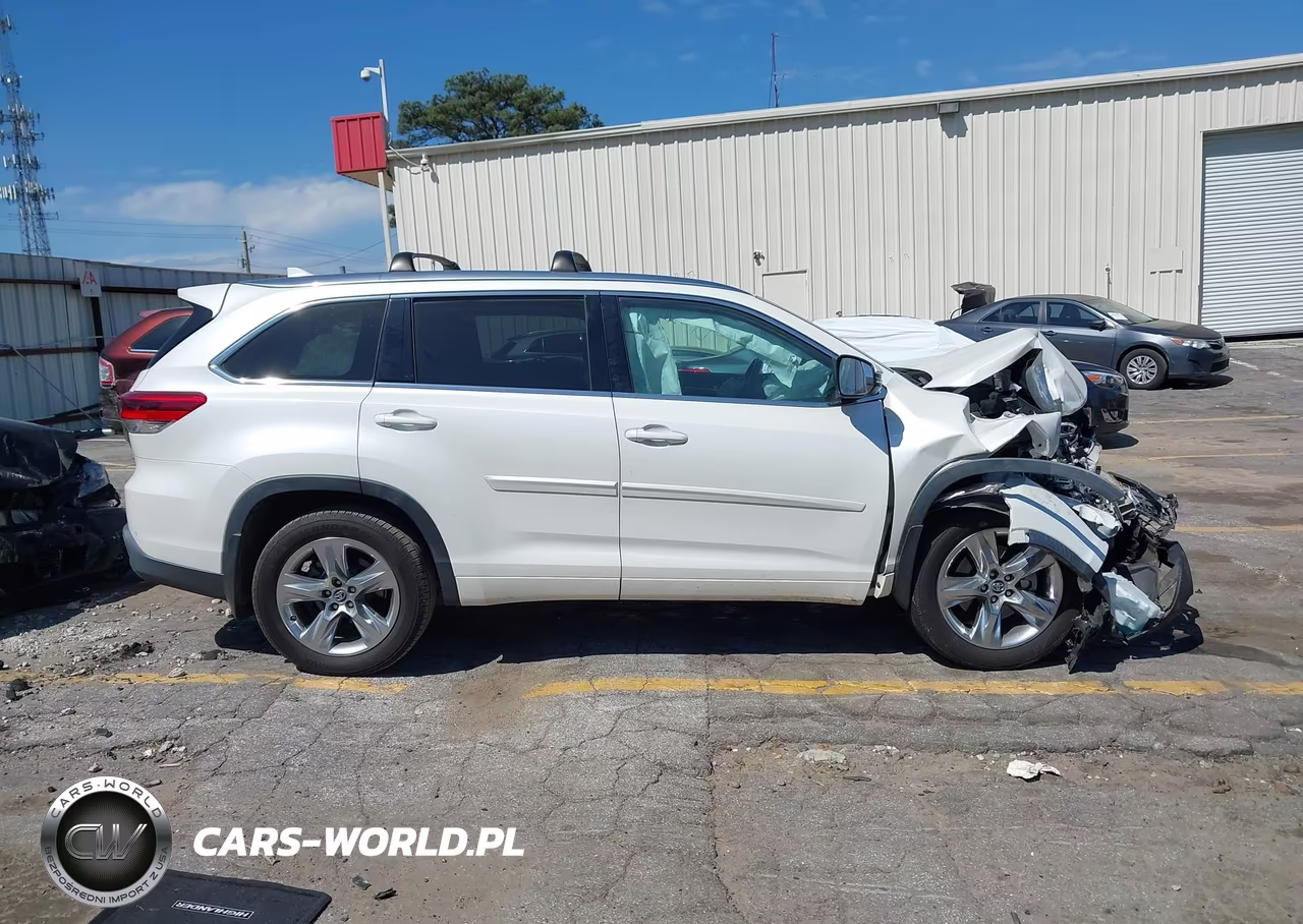2019 Toyota Highlander Limited VIN:5TDYZRFH1KS358590 - 13