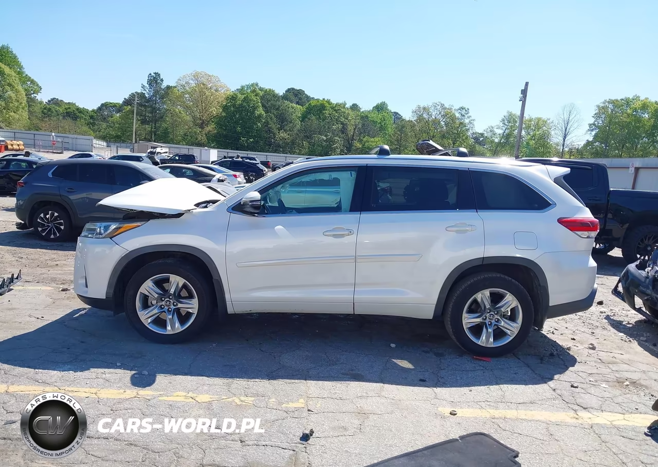 2019 Toyota Highlander Limited VIN:5TDYZRFH1KS358590 - 14