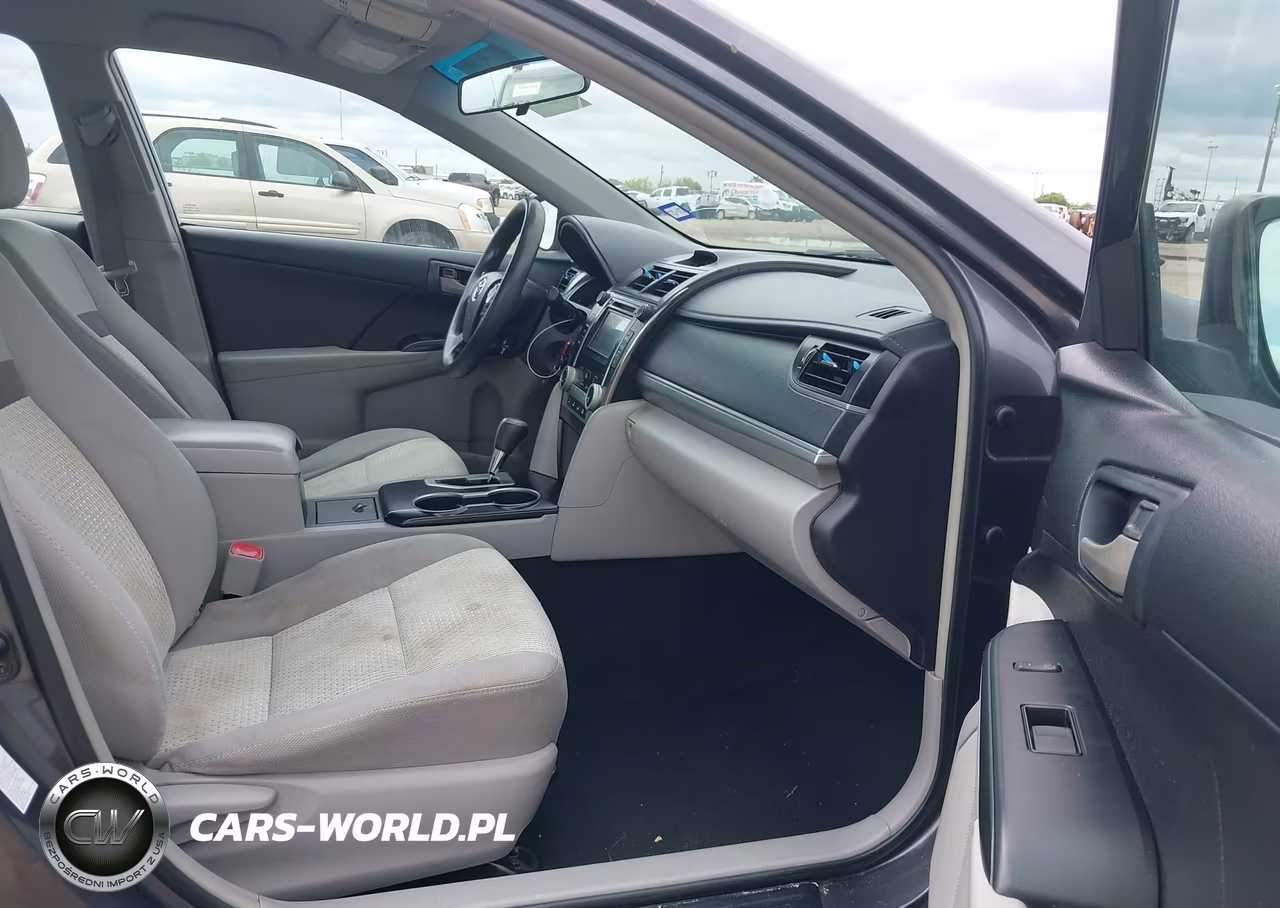 2014 Toyota Camry Le VIN:4T4BF1FK6ER429473 - 5
