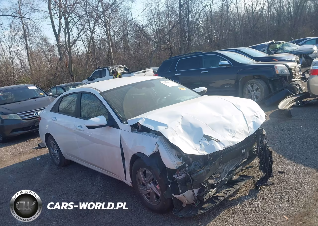 2024 Hyundai Elantra Se