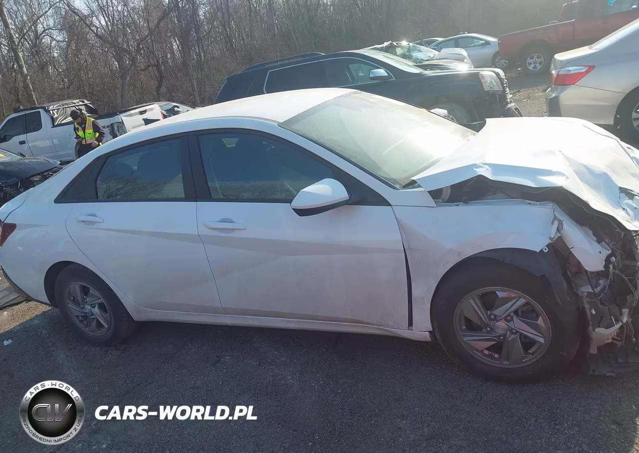 2024 Hyundai Elantra Se VIN:KMHLL4DG6RU685531 - 13
