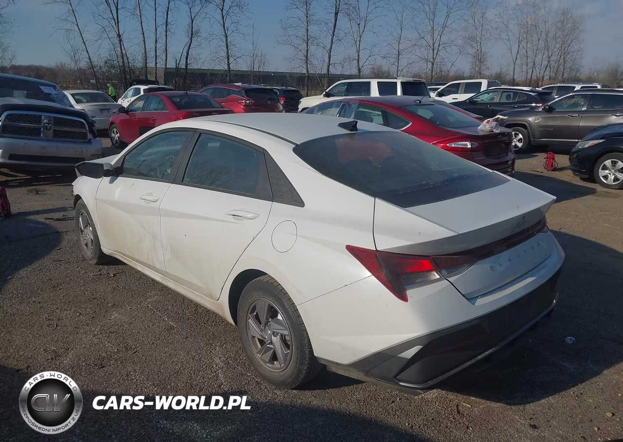 2024 Hyundai Elantra Se VIN:KMHLL4DG6RU685531 - 3