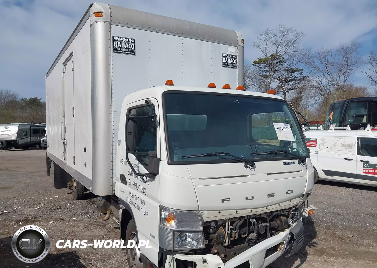 2017 Mitsubishi Fec72S