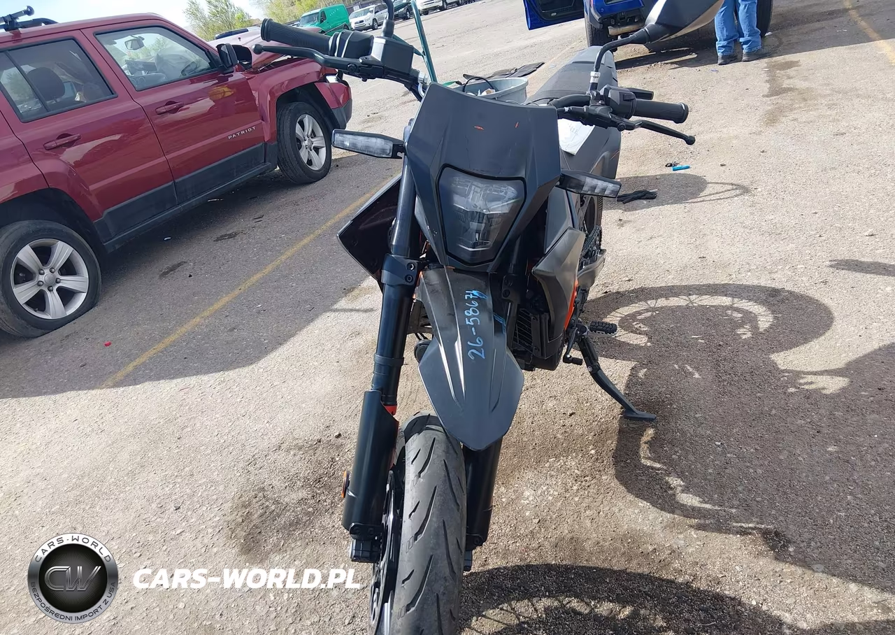 2026 Ktm 690 Smc R VIN:MD2J2J404TN206146 - 5