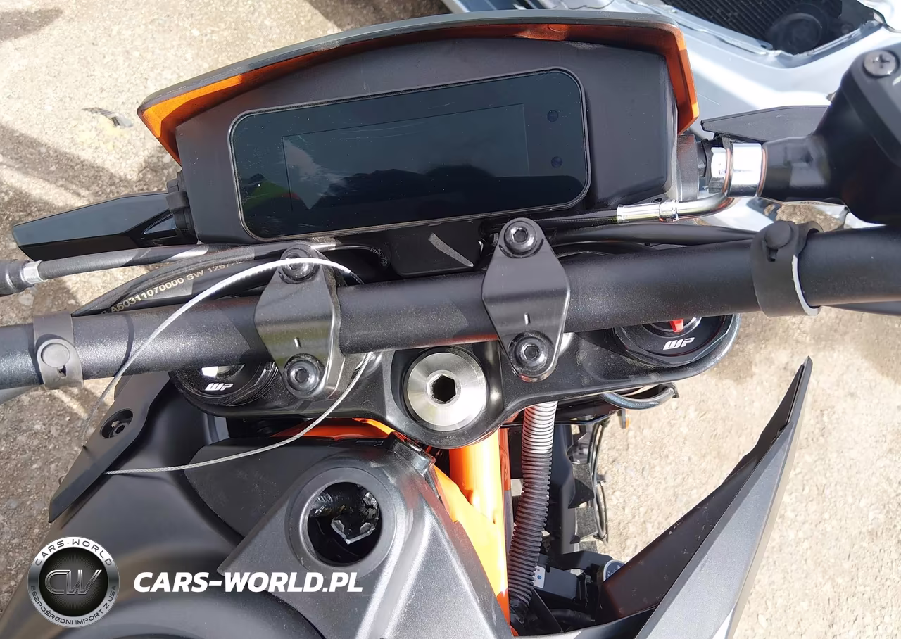 2026 Ktm 690 Smc R VIN:MD2J2J404TN206146 - 7
