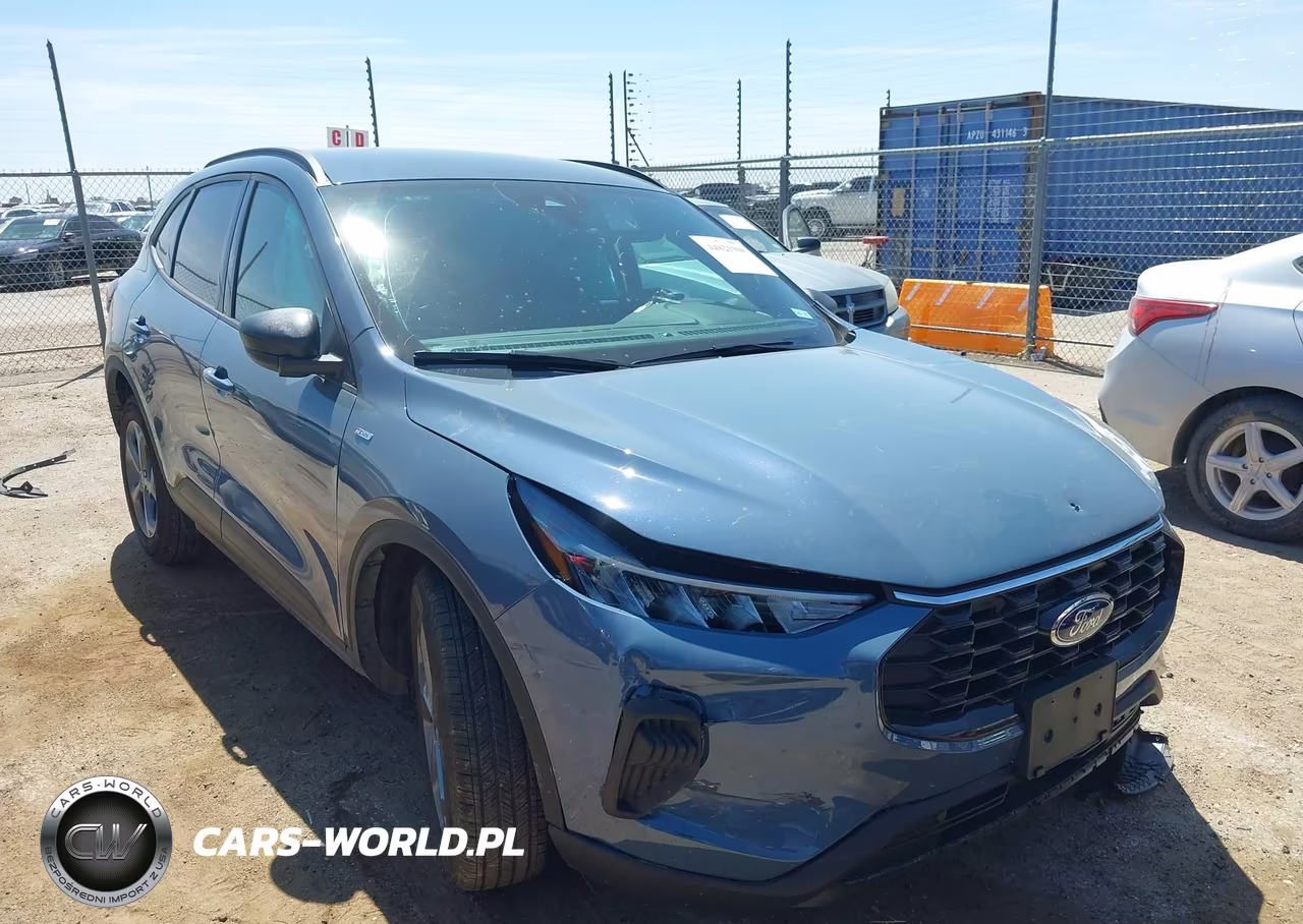 2025 Ford Escape St-Line – zdjęcie 1 z 17