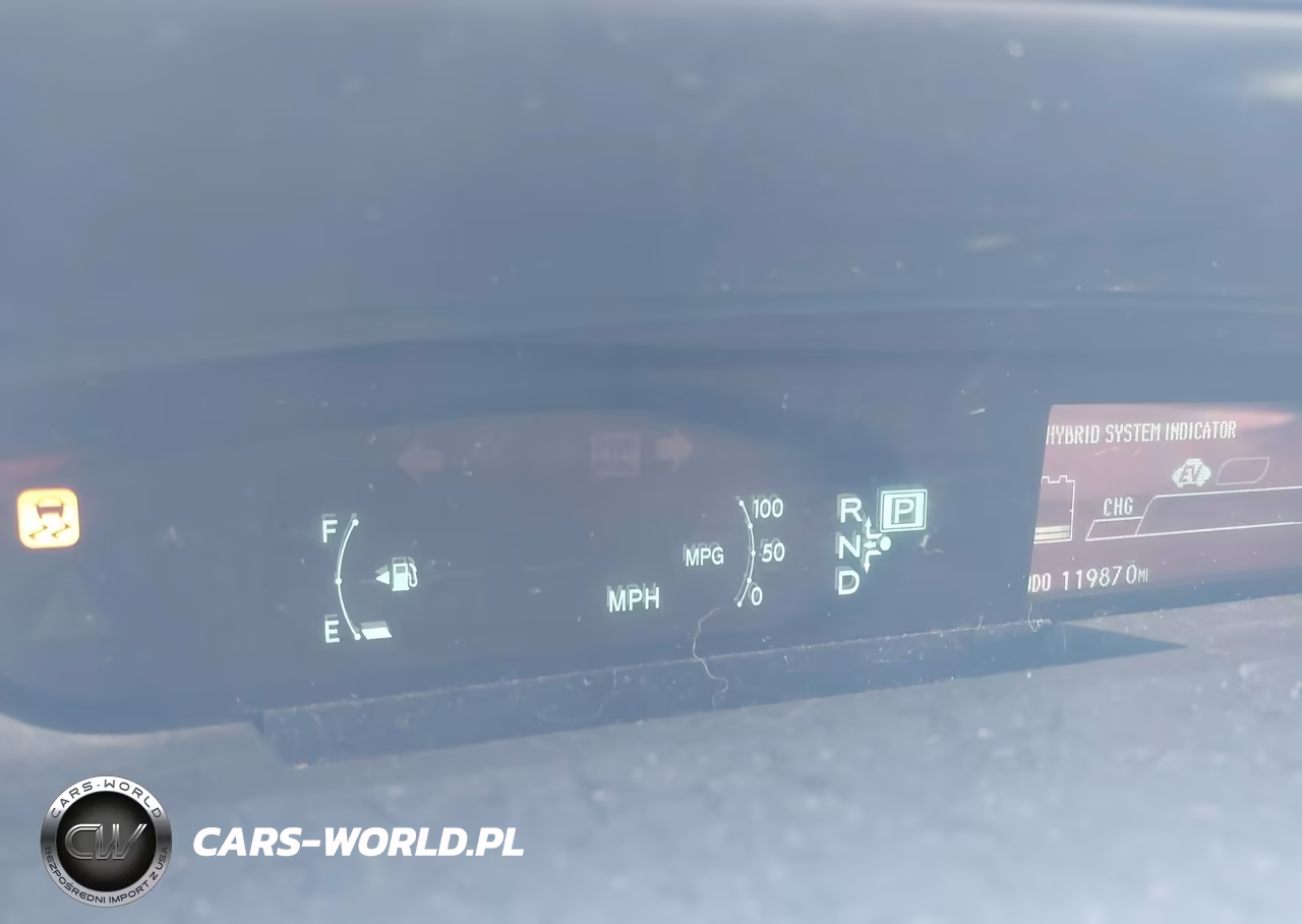 2015 Toyota Prius Two VIN:JTDKN3DU2F2003357 - 17