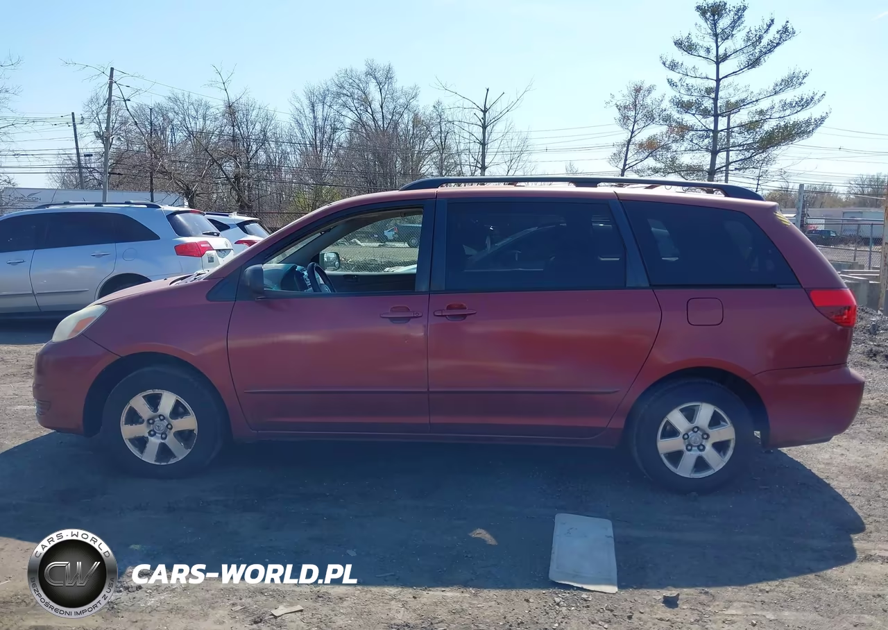 2005 Toyota Sienna Le VIN:5TDZA23C05S315827 - 13