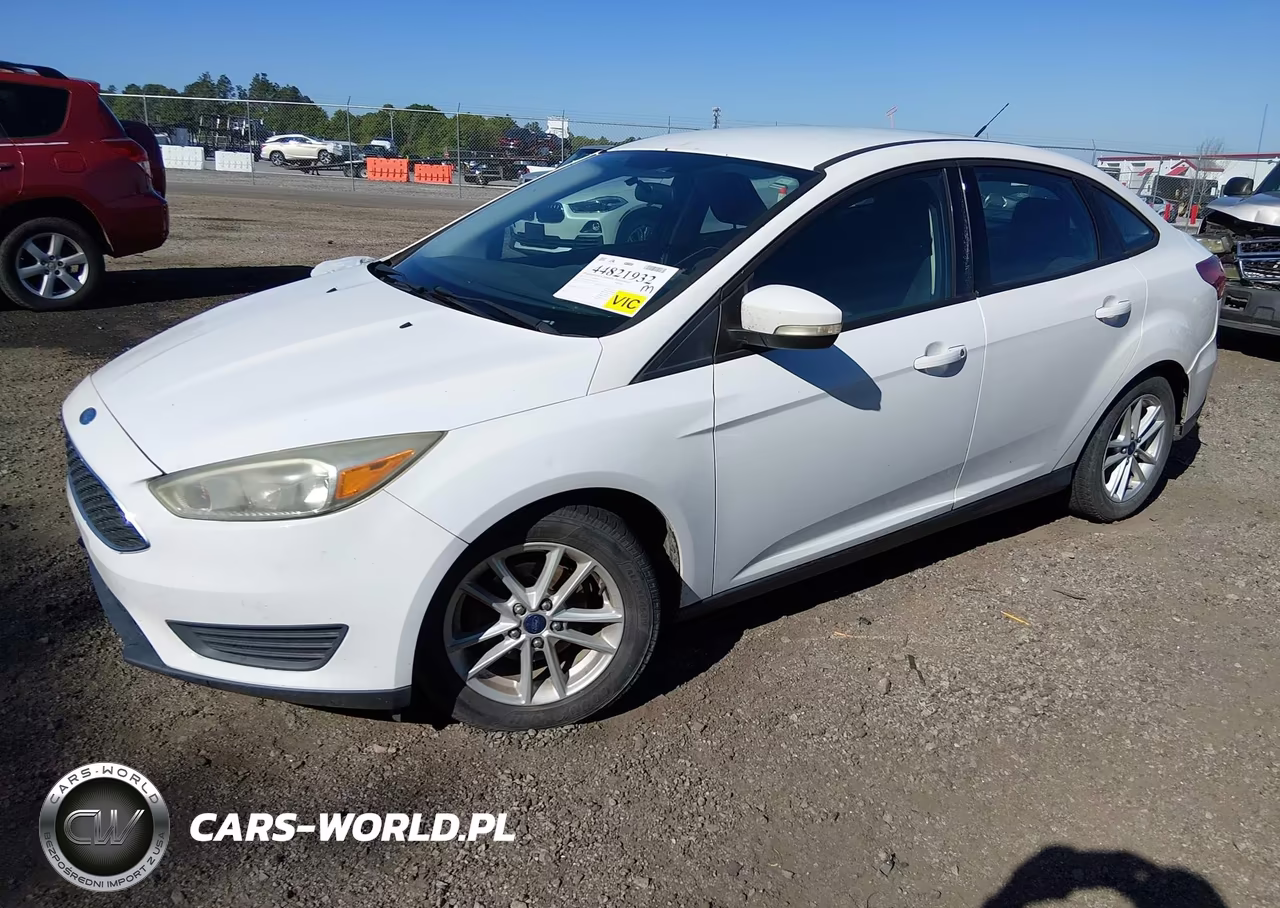 2015 Ford Focus Se VIN:1FADP3F20FL250357 - 2