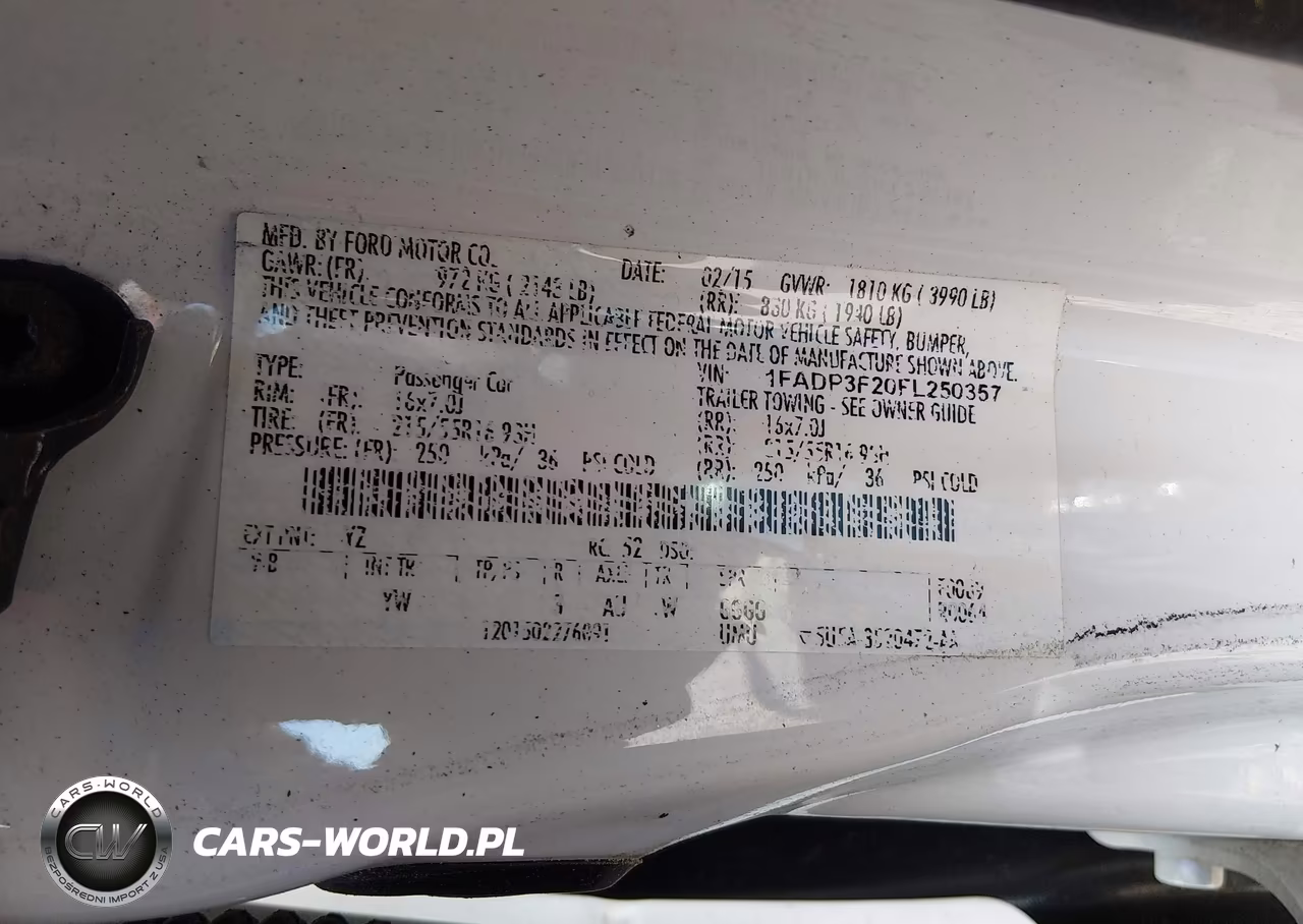2015 Ford Focus Se VIN:1FADP3F20FL250357 - 9