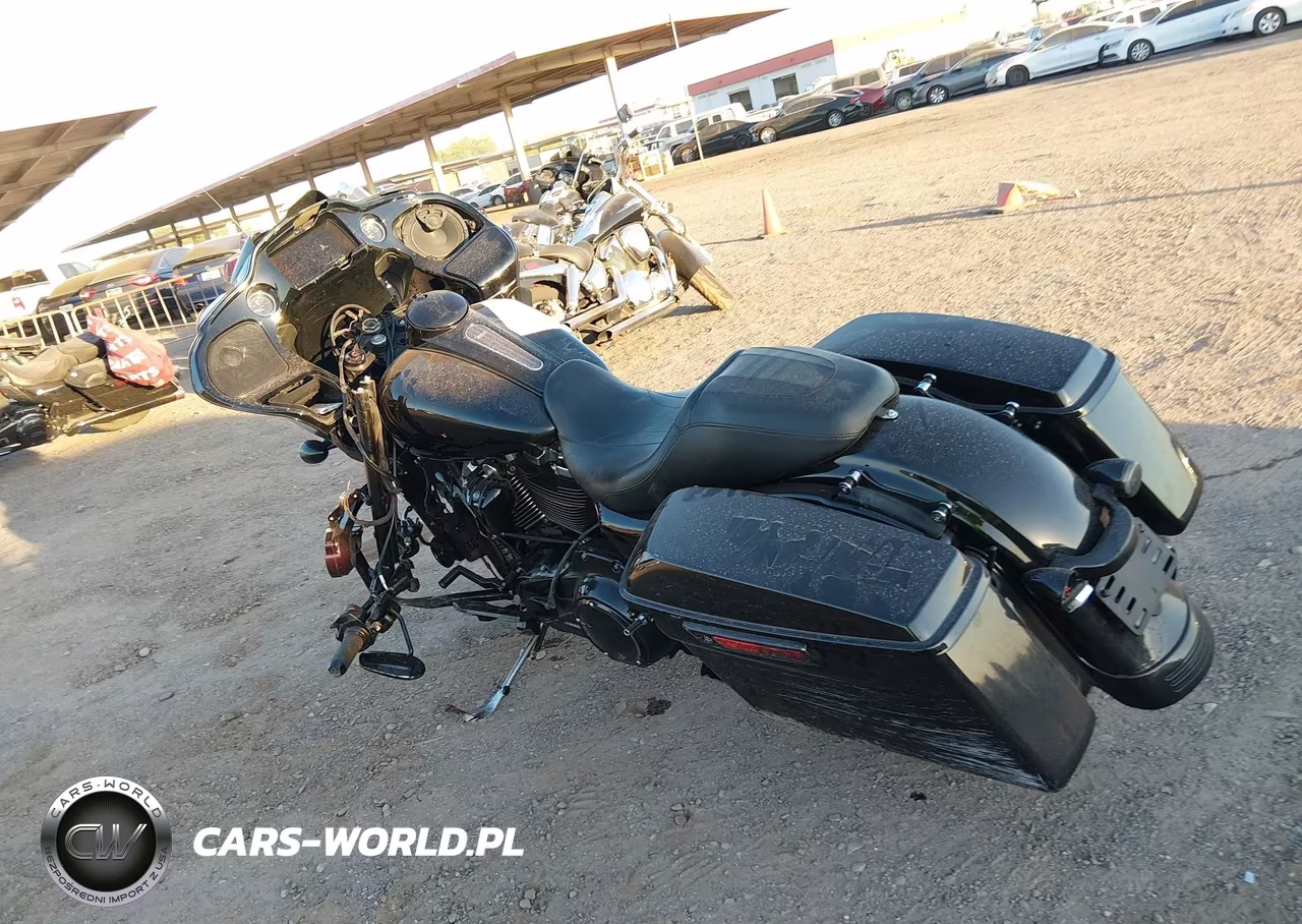 2019 Harley-Davidson Fltrxs VIN:1HD1KTP16KB637270 - 3