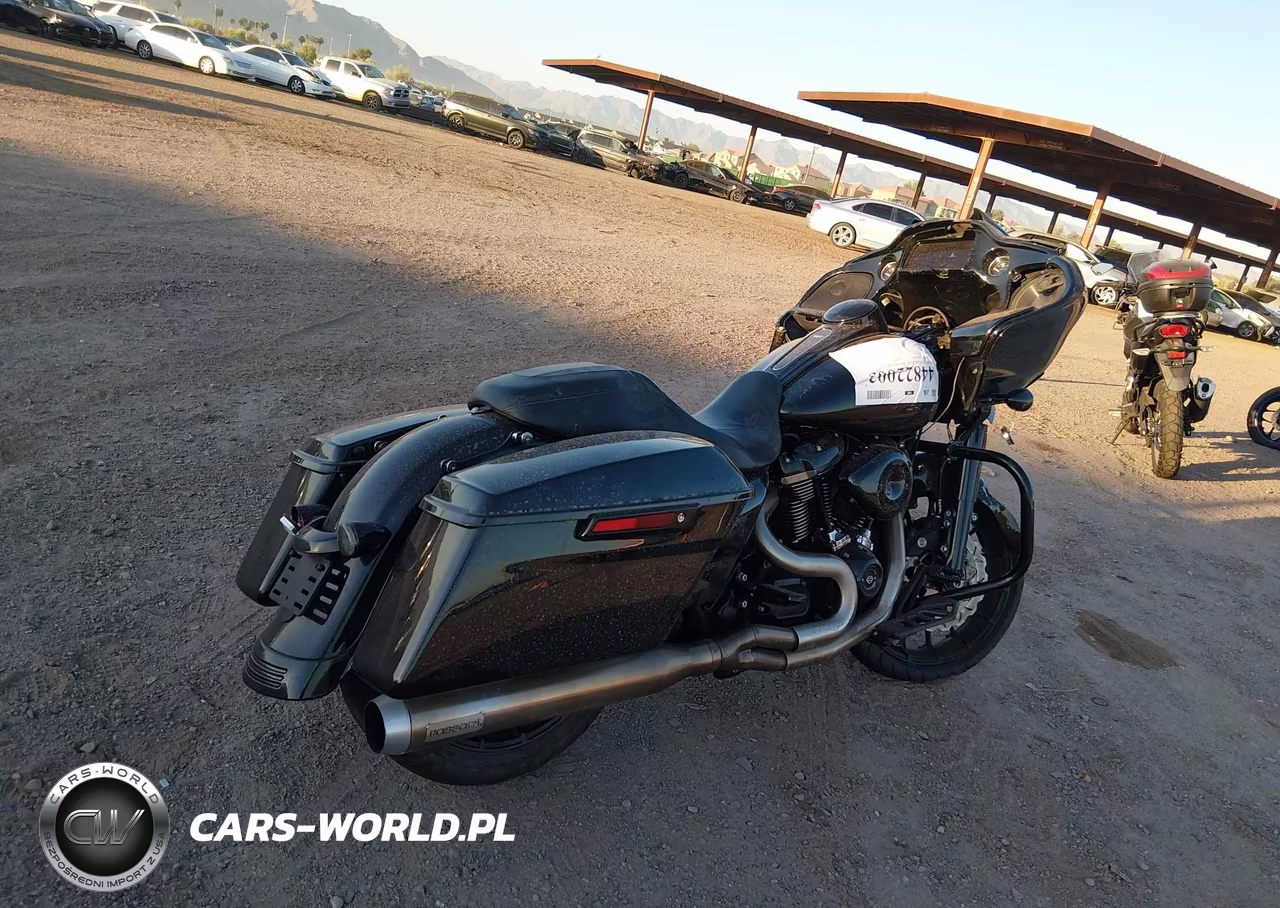 2019 Harley-Davidson Fltrxs VIN:1HD1KTP16KB637270 - 4