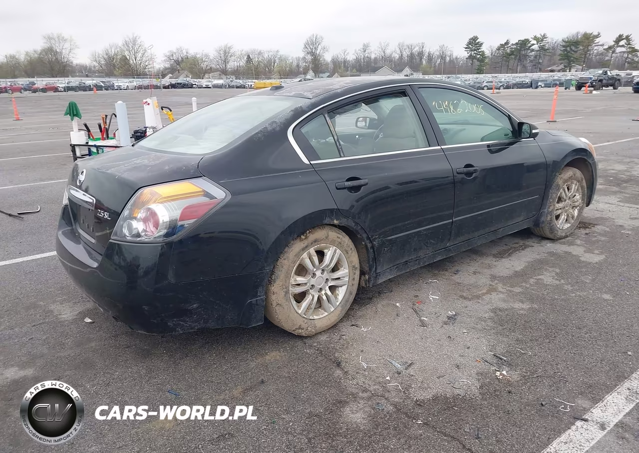 2010 Nissan Altima 2.5 S VIN:1N4AL2AP5AC136049 - 4