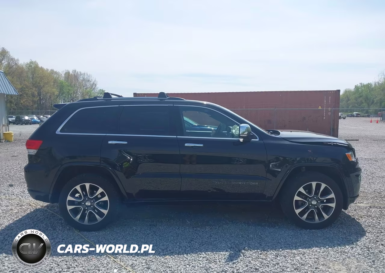2017 Jeep Grand Cherokee Overland 4X4 VIN:1C4RJFCG7HC624484 - 13