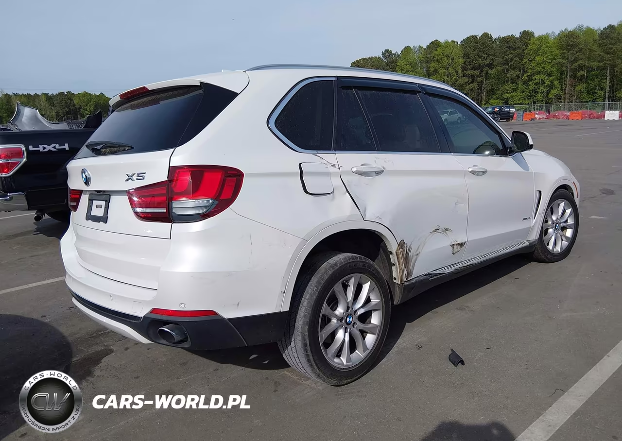 2015 BMW X5 xDrive35I VIN:5UXKR0C58F0P01513 - 4