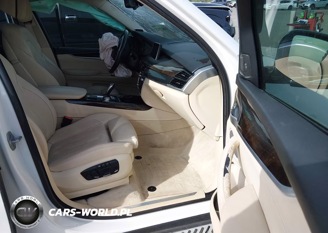 2015 BMW X5 xDrive35I VIN:5UXKR0C58F0P01513 - 5