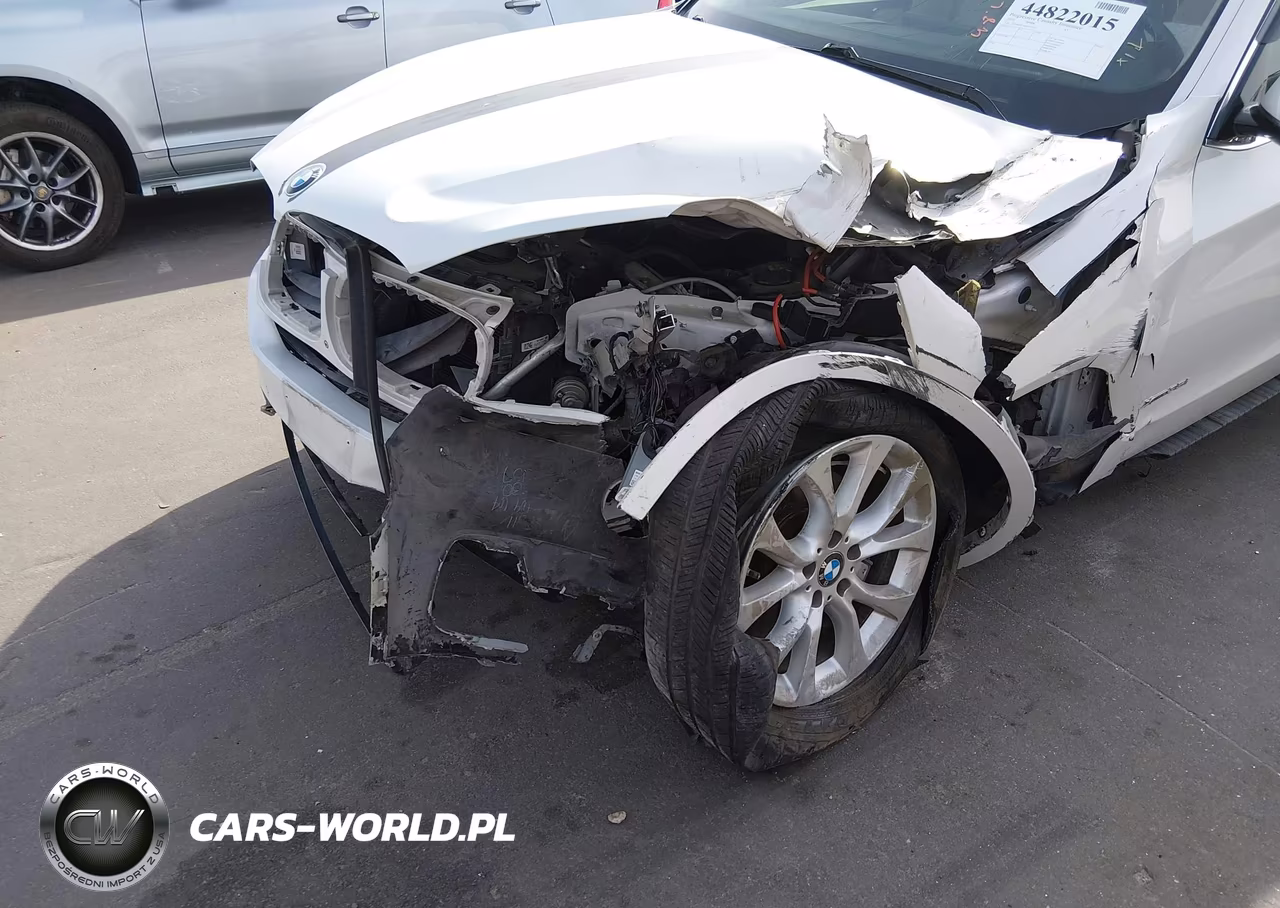 2015 BMW X5 xDrive35I VIN:5UXKR0C58F0P01513 - 6