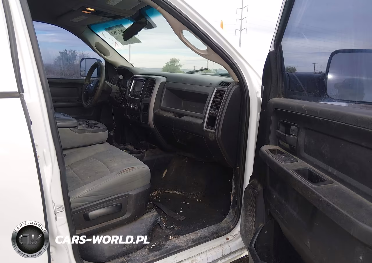 2018 Ram 2500 Tradesman 4X4 6'4 Box VIN:3C6UR5CJXJG140960 - 5
