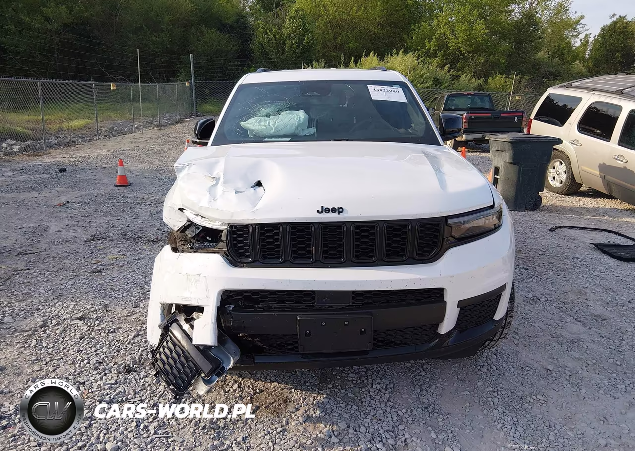 2023 Jeep Grand Cherokee L Altitude 4X2 VIN:1C4RJJAGXP8835413 - 11