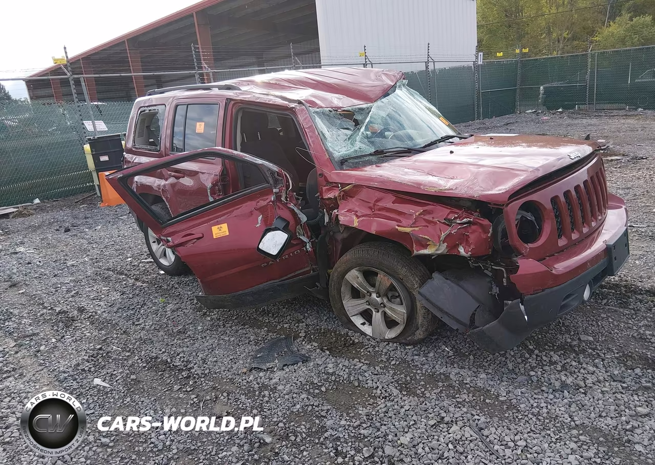 2015 Jeep Patriot Latitude – zdjęcie 1 z 14