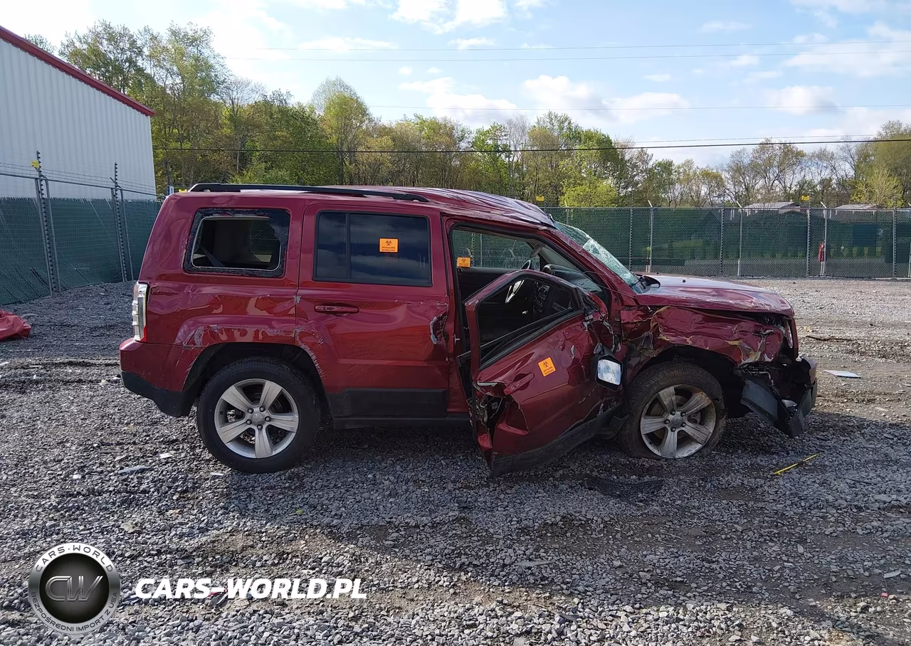 2015 Jeep Patriot Latitude VIN:1C4NJRFB0FD248962 - 12