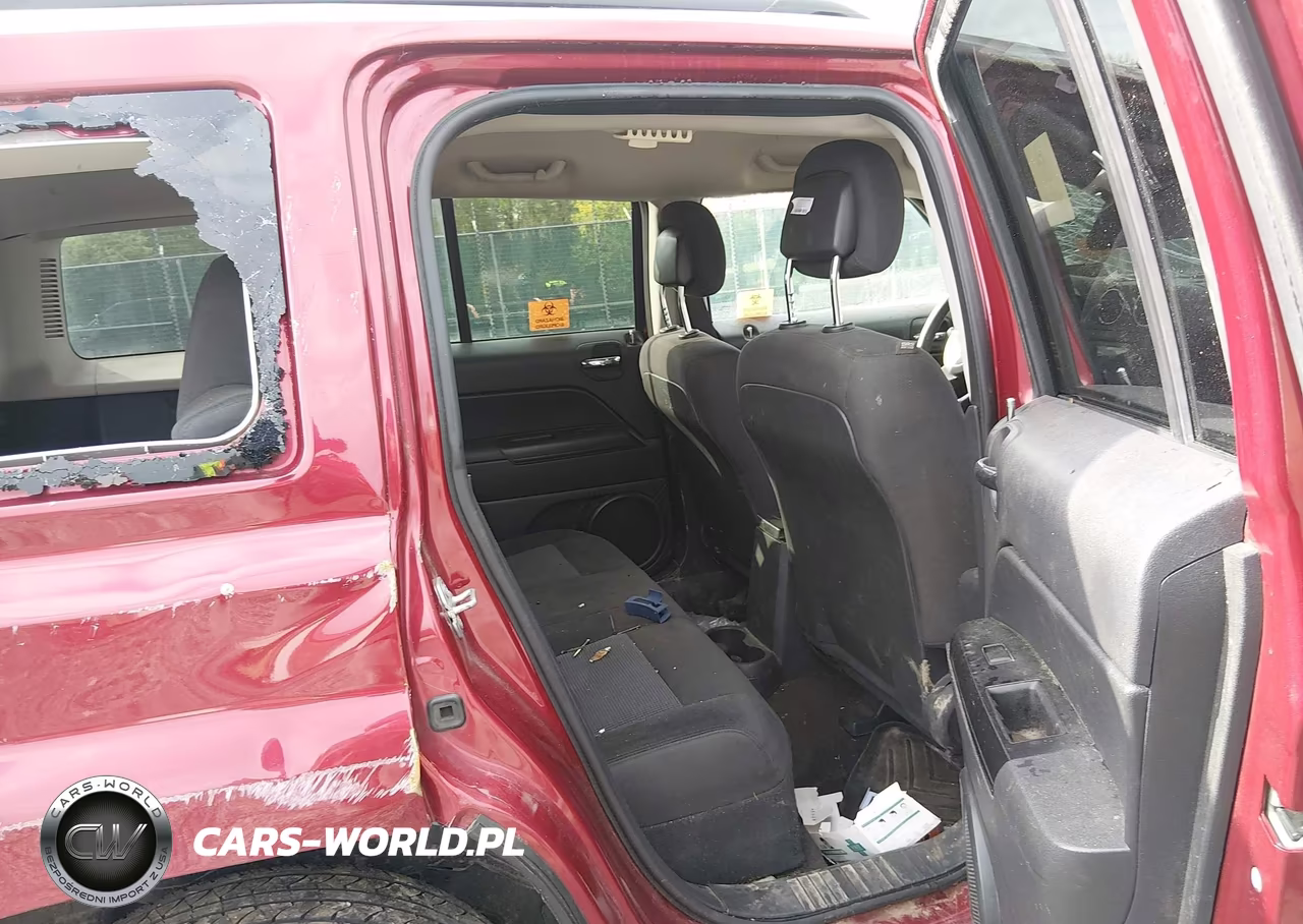 2015 Jeep Patriot Latitude VIN:1C4NJRFB0FD248962 - 8