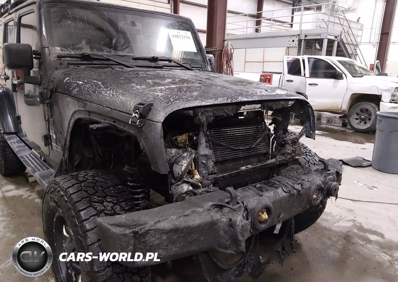 2016 Jeep Wrangler Unlimited Sahara VIN:1C4BJWEG7GL108767 - 6