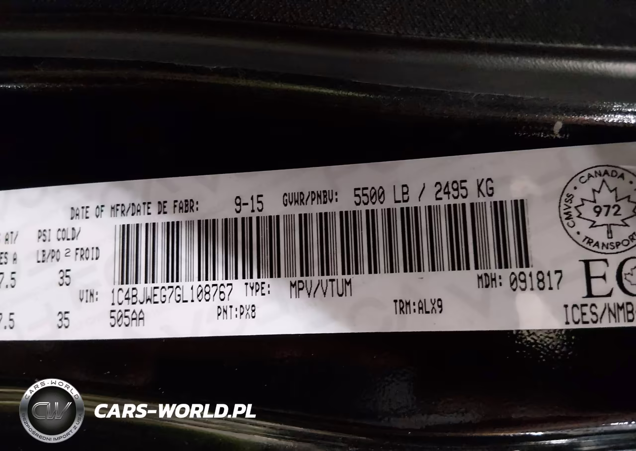2016 Jeep Wrangler Unlimited Sahara VIN:1C4BJWEG7GL108767 - 9