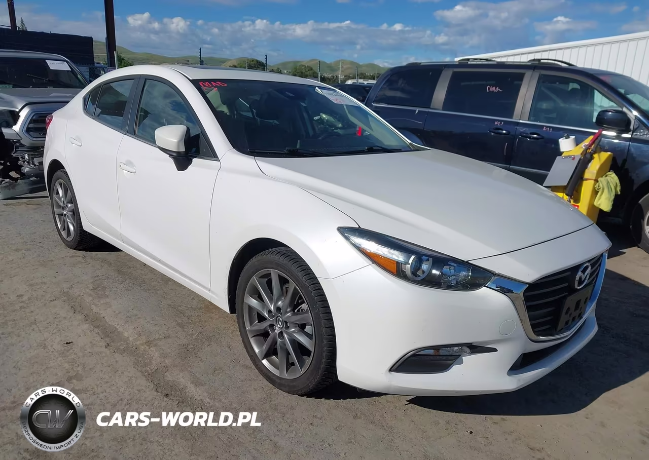 2018 Mazda Mazda3 Touring