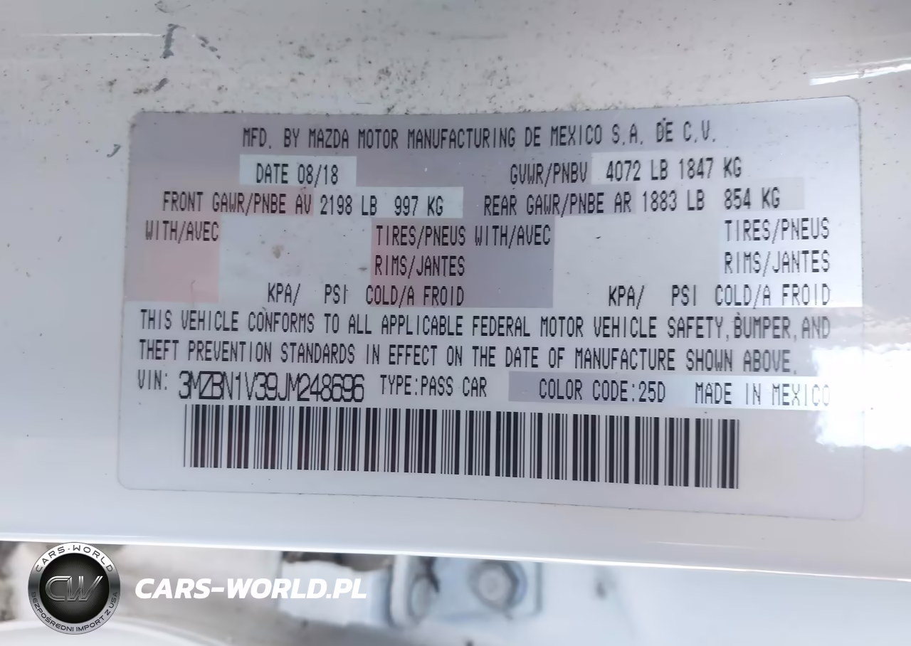 2018 Mazda Mazda3 Touring VIN:3MZBN1V39JM248696 - 9
