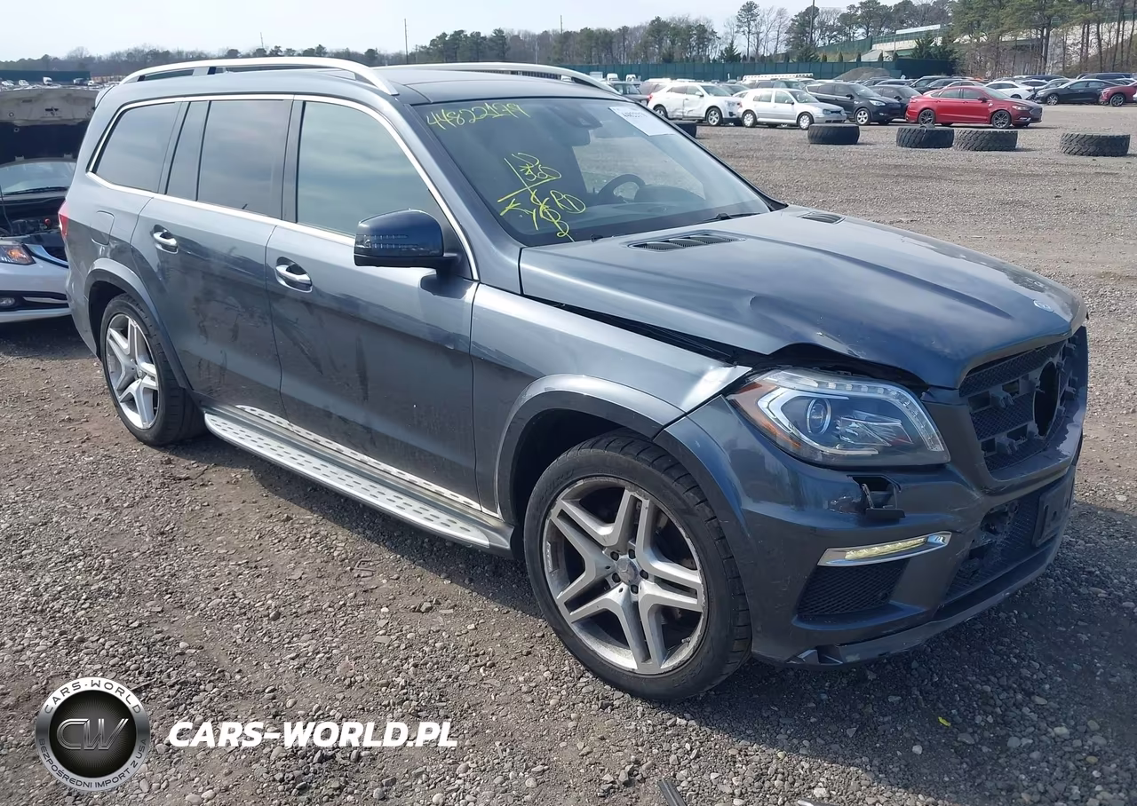2015 Mercedes-Benz Gl 550 4Matic – zdjęcie 1 z 17