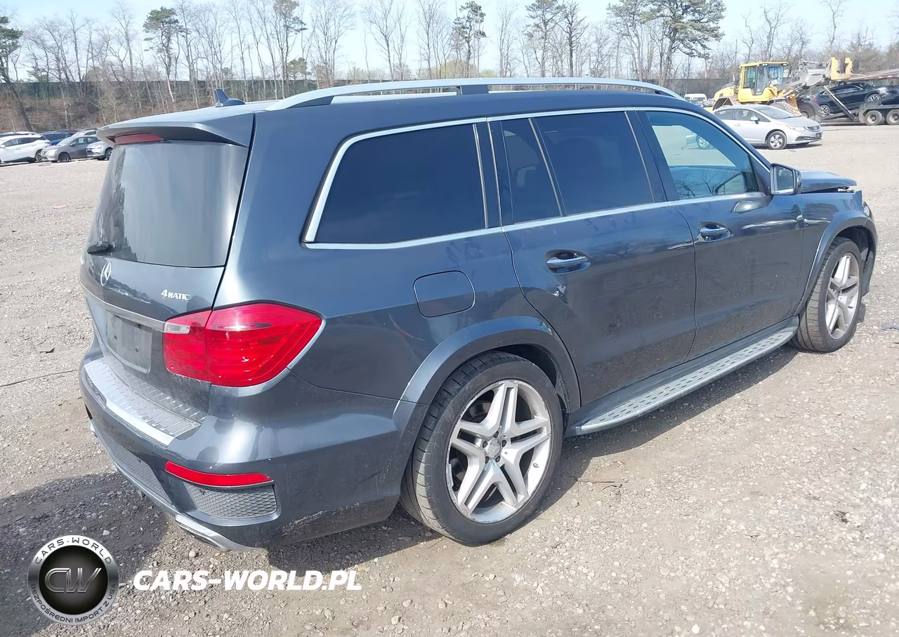 2015 Mercedes-Benz Gl 550 4Matic VIN:4JGDF7DEXFA442832 - 4