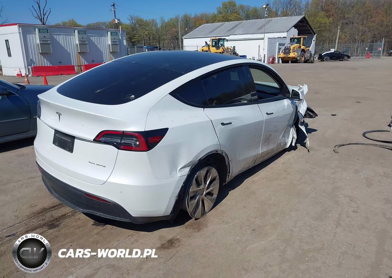 2023 Tesla Model Y Awd-Long Range Dual Motor All-Wheel Drive VIN:7SAYGDEE8PF805124 - 4