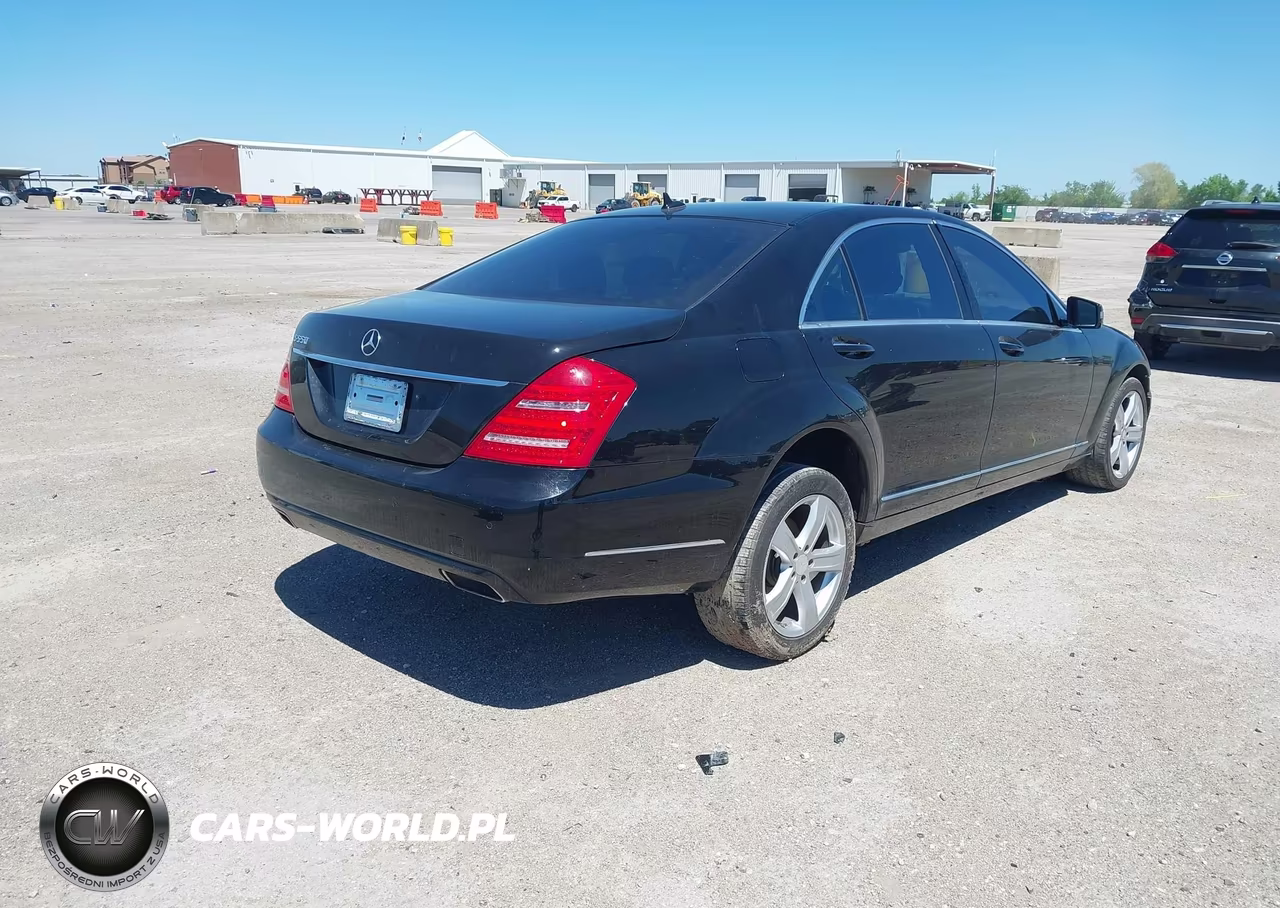 2011 Mercedes-Benz S 550 VIN:WDDNG7BB9BA386879 - 4