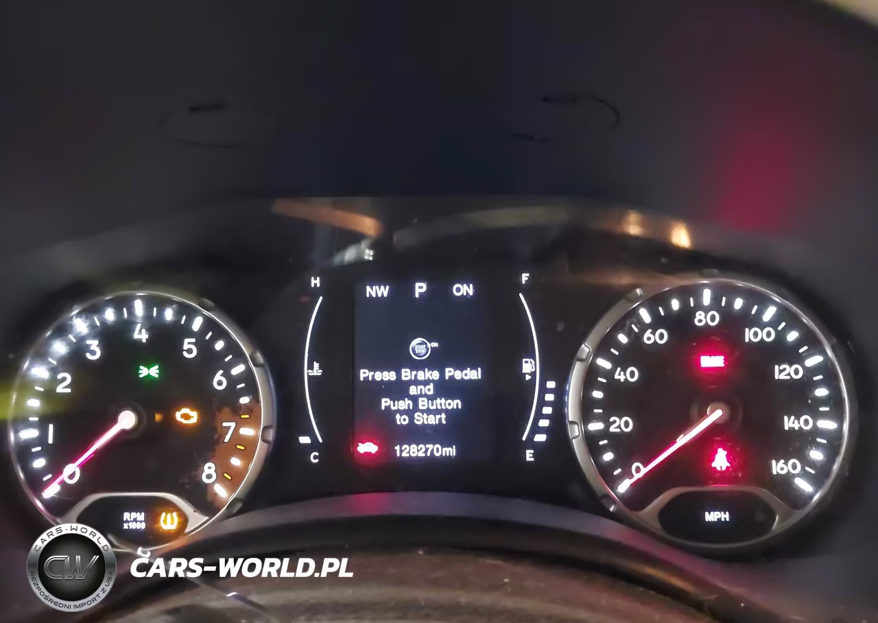 2018 Jeep Renegade Latitude 4X4 VIN:ZACCJBBB9JPH84775 - 7