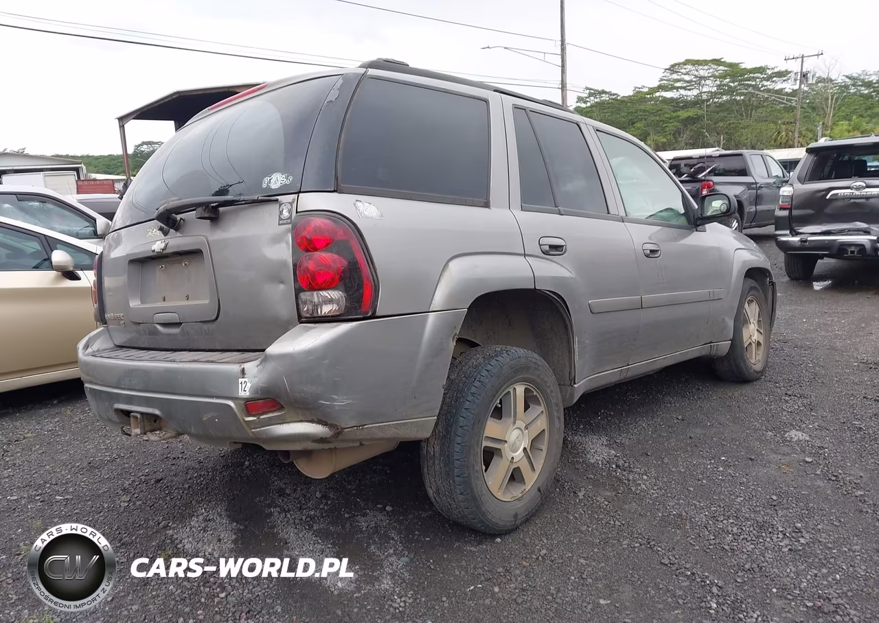 2007 Chevrolet Trailblazer Lt VIN:1GNDT13S172287964 - 4