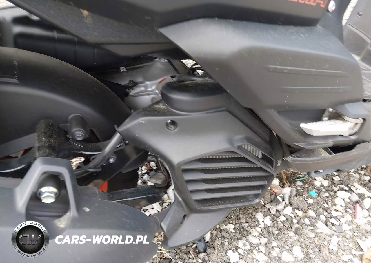 2025 Yamaha Yw125 VIN:RKRSEH9Y0SA007358 - 8