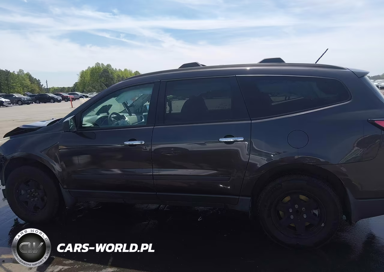 2013 Chevrolet Traverse Ls VIN:1GNKRFED4DJ115690 - 14