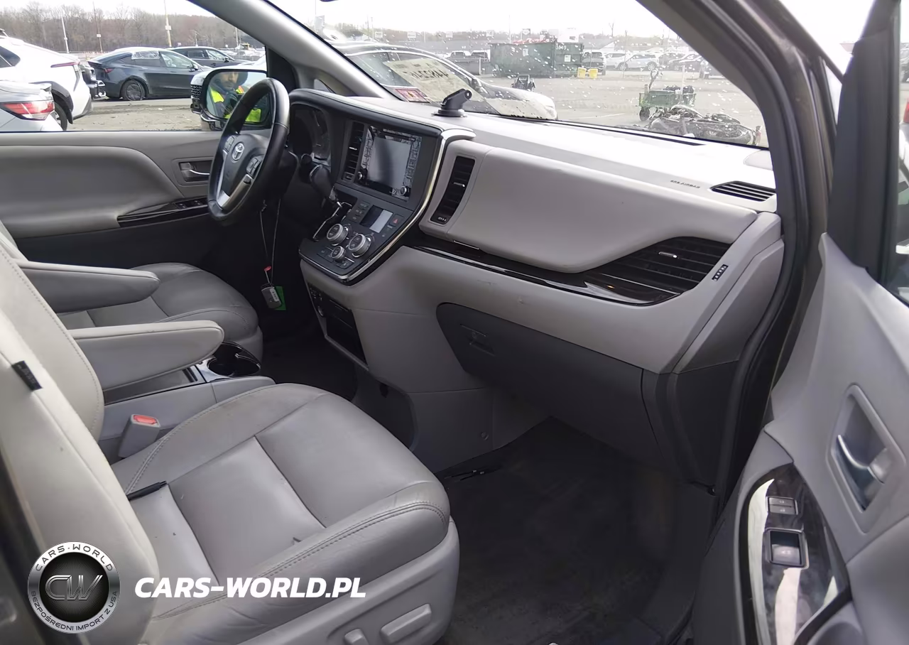 2018 Toyota Sienna Xle 8 Passenger VIN:5TDYZ3DC9JS939502 - 5