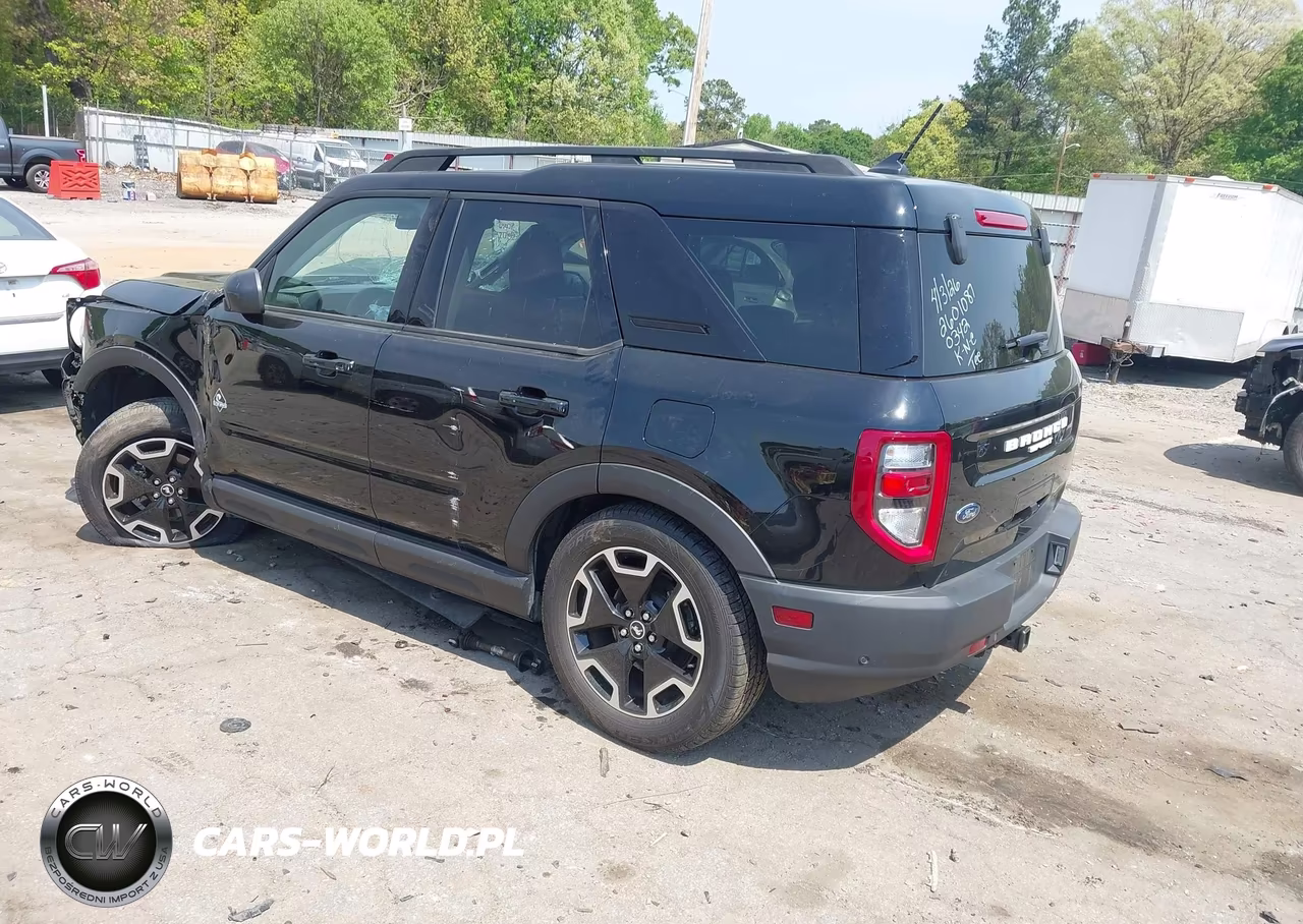 2021 Ford Bronco Sport Outer Banks VIN:3FMCR9C65MRA40342 - 3