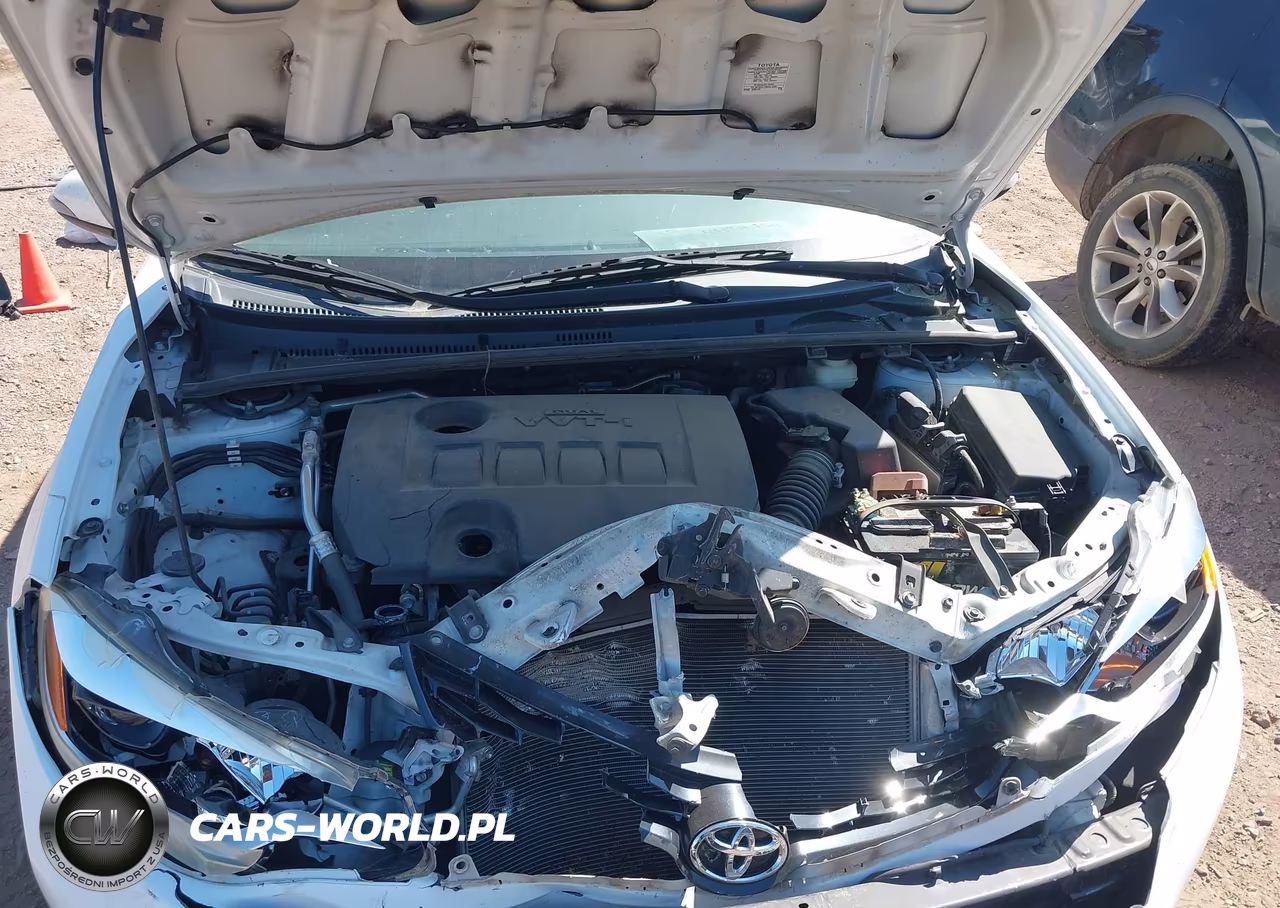 2015 Toyota Corolla S Plus VIN:2T1BURHE6FC449022 - 10