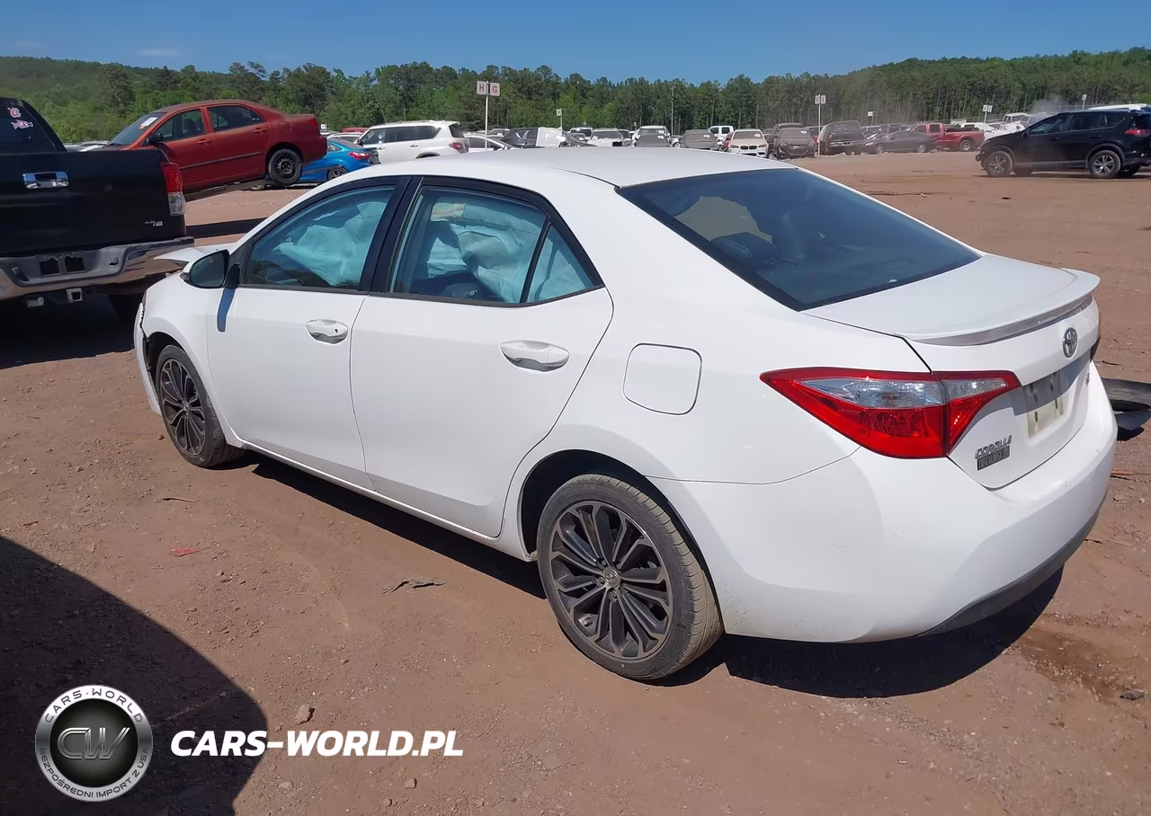 2015 Toyota Corolla S Plus VIN:2T1BURHE6FC449022 - 3