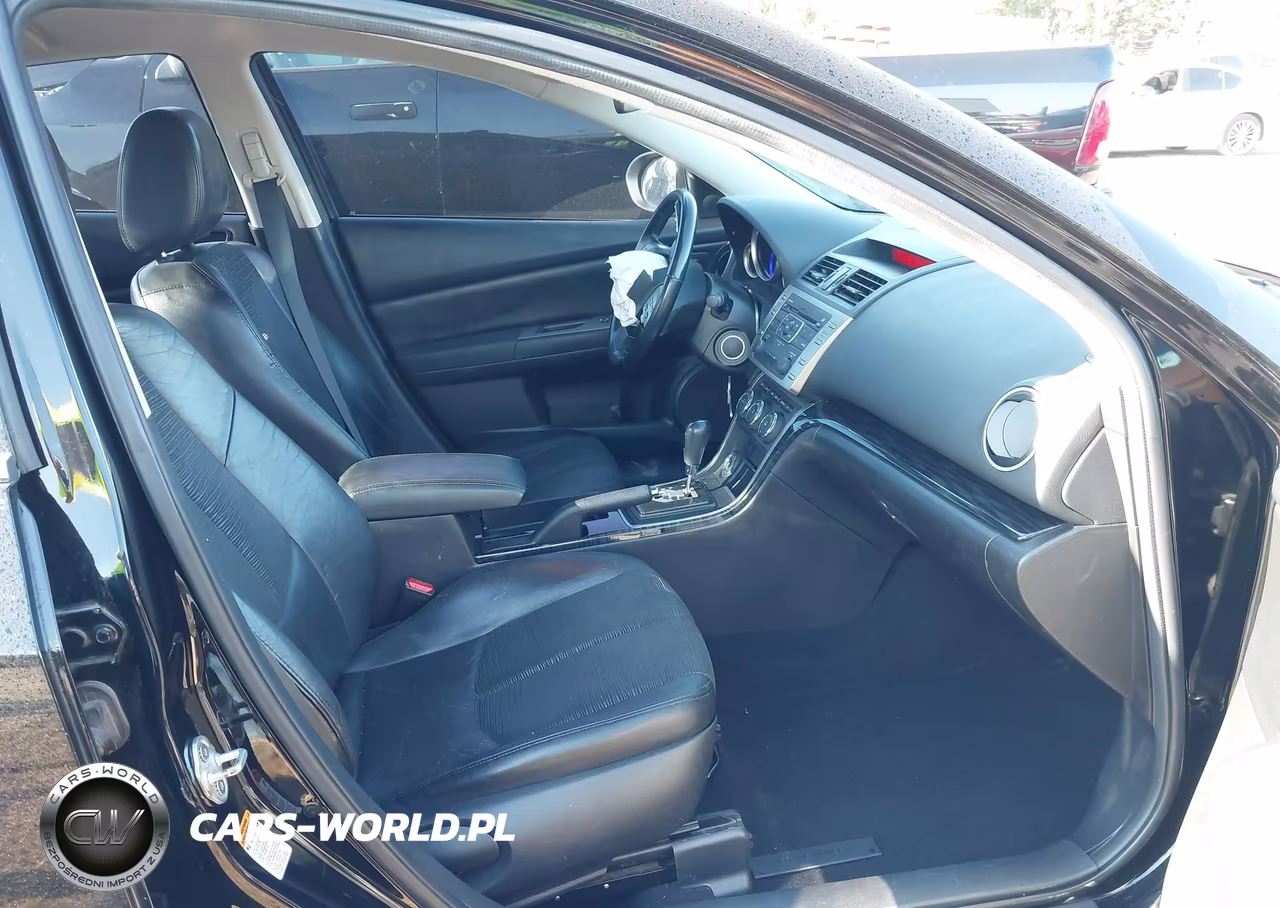 2009 Mazda Mazda6 I Touring VIN:1YVHP82A095M42046 - 5
