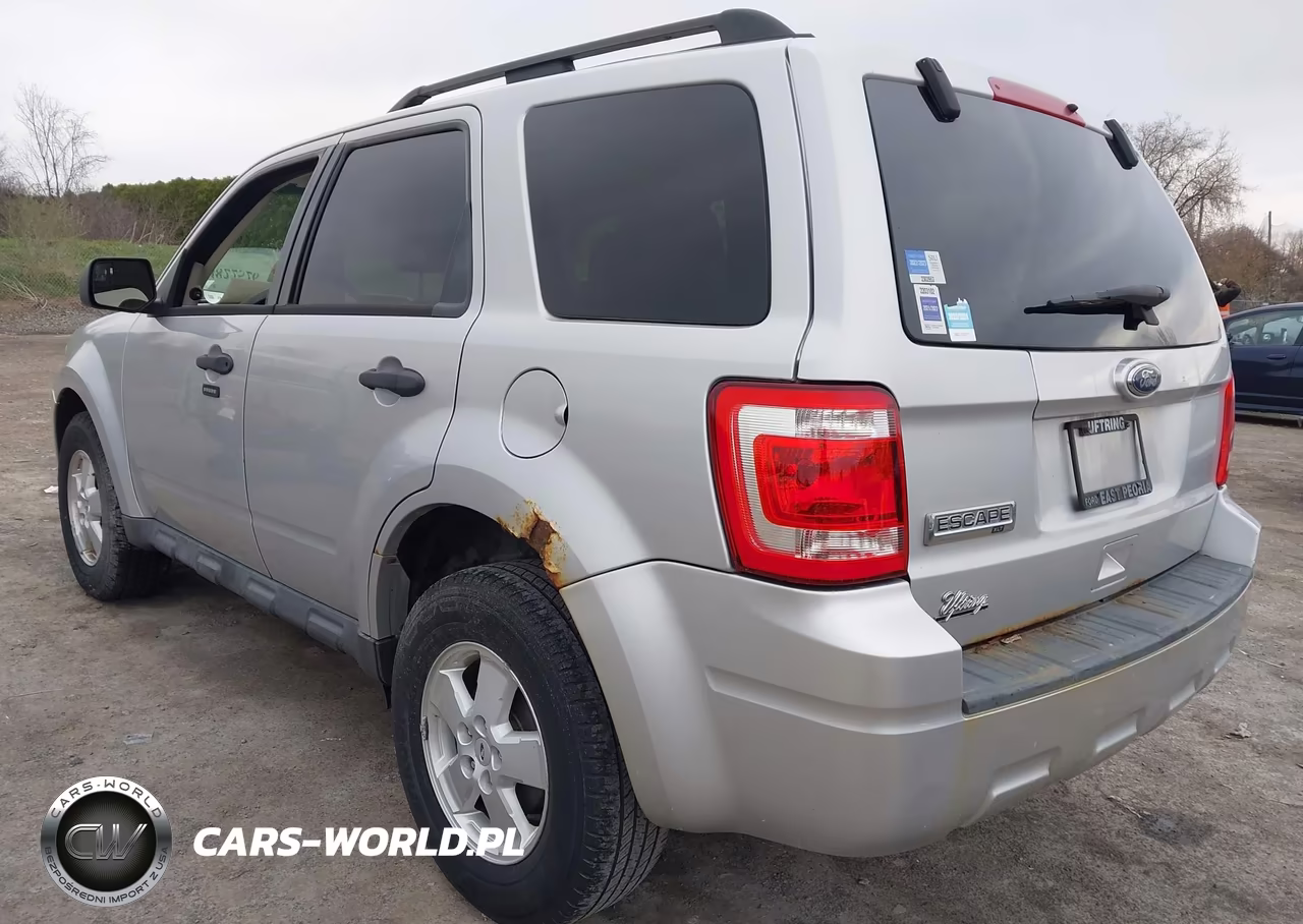 2010 Ford Escape Xlt VIN:1FMCU9D77AKC13770 - 3
