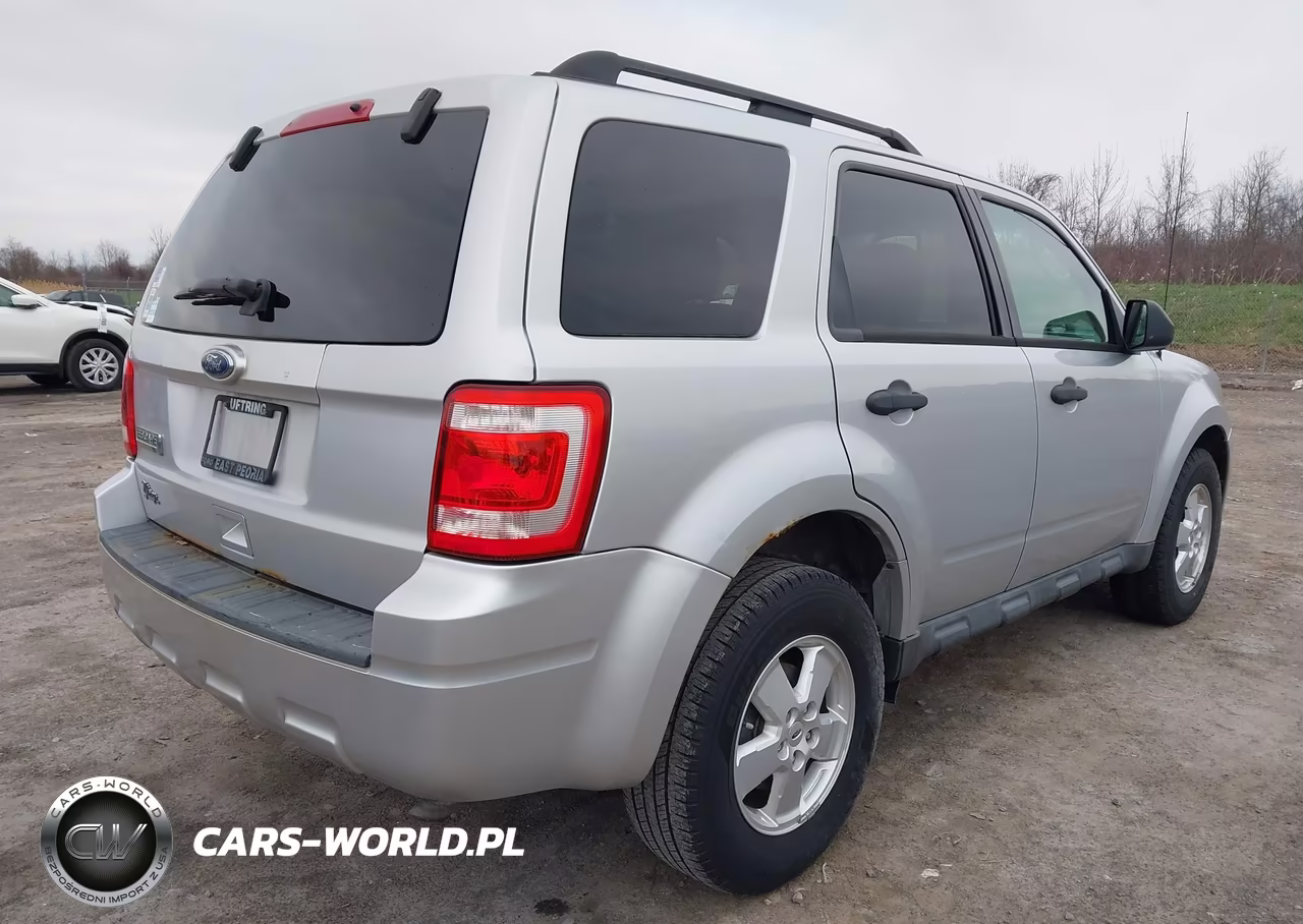 2010 Ford Escape Xlt VIN:1FMCU9D77AKC13770 - 4