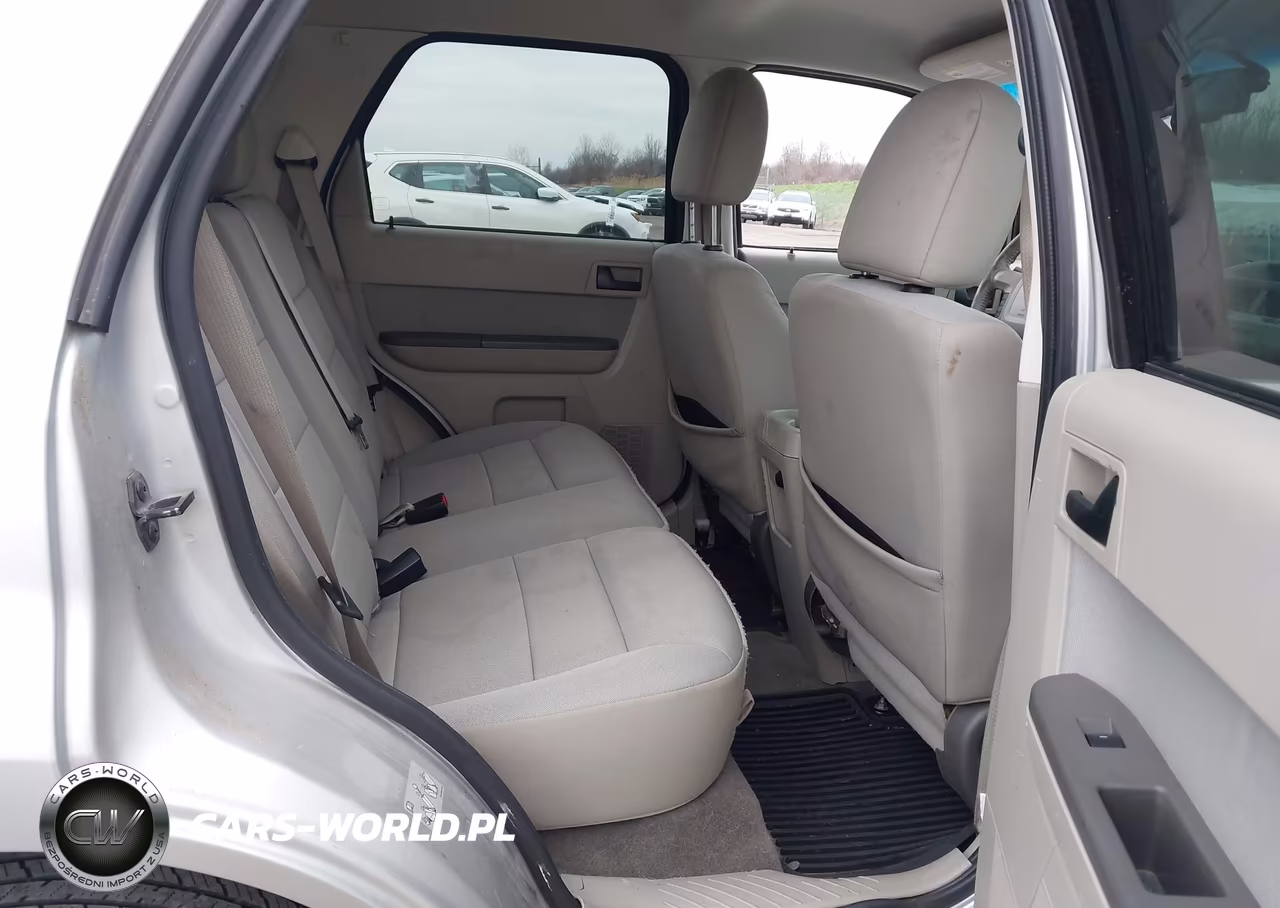 2010 Ford Escape Xlt VIN:1FMCU9D77AKC13770 - 8