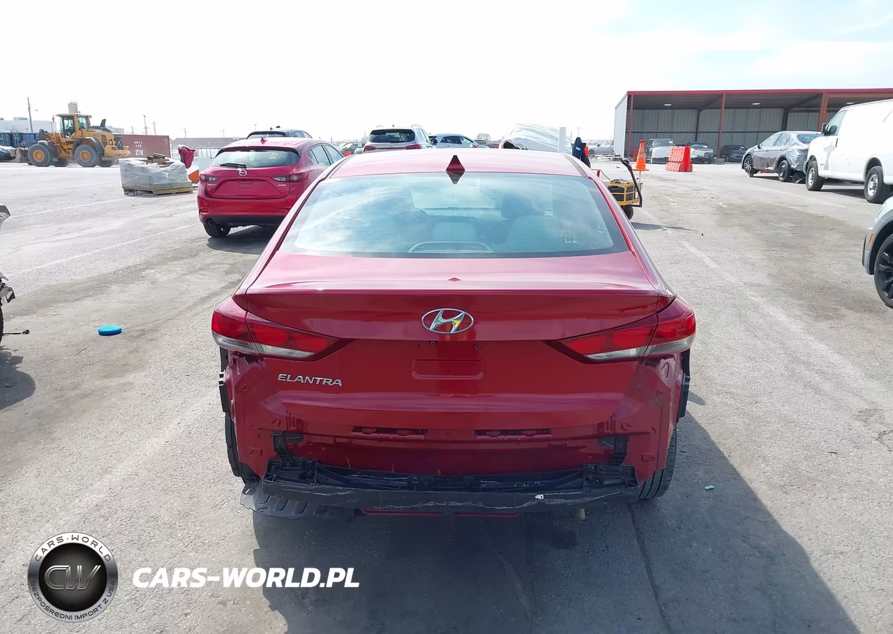 2017 Hyundai Elantra Se VIN:5NPD84LF8HH039564 - 17