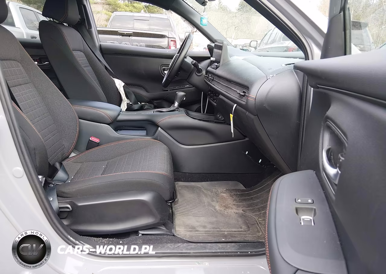 2026 Honda Hr-V Awd Sport VIN:3CZRZ2H51TM710514 - 5