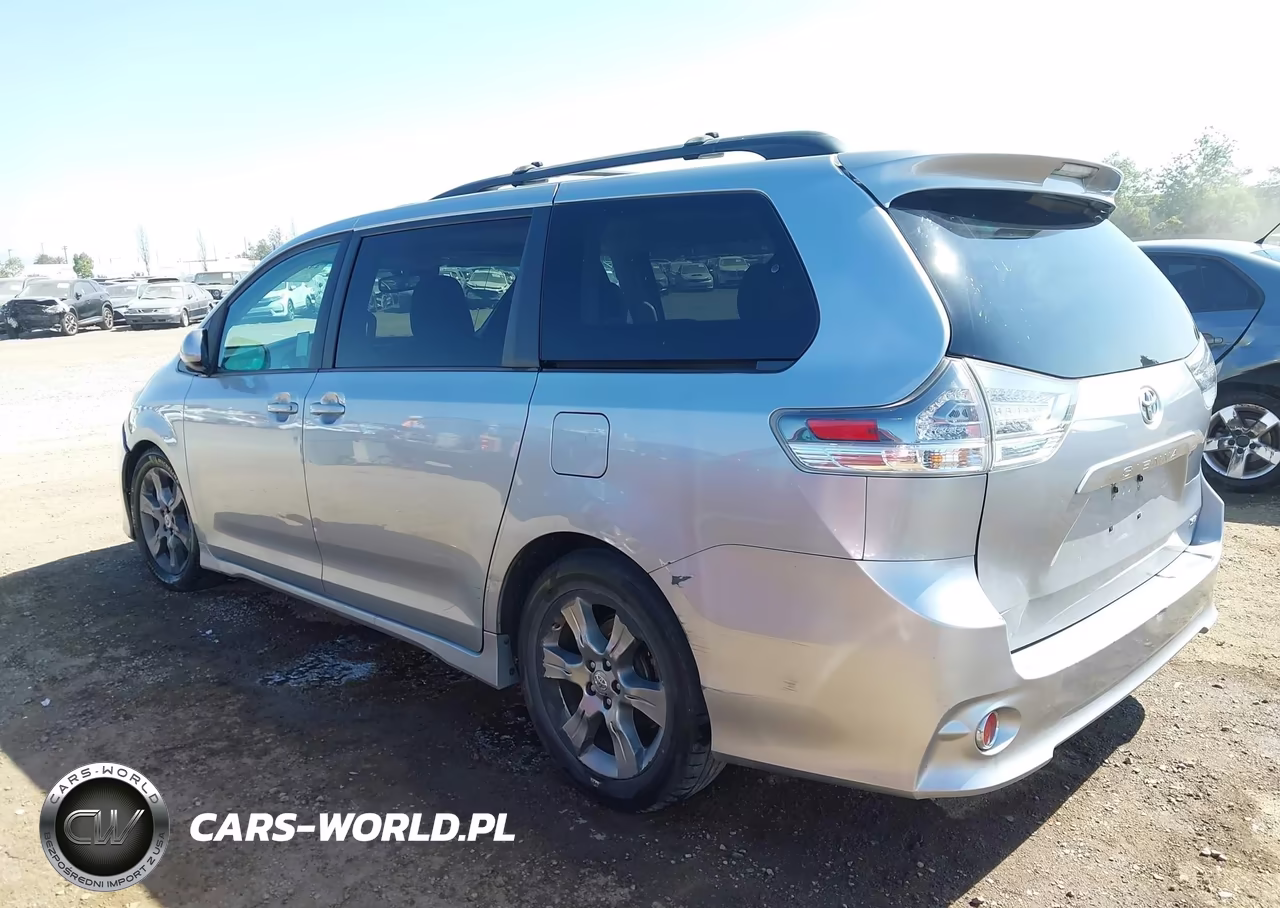 2012 Toyota Sienna Se 8 Passenger VIN:5TDXK3DC5CS224042 - 3